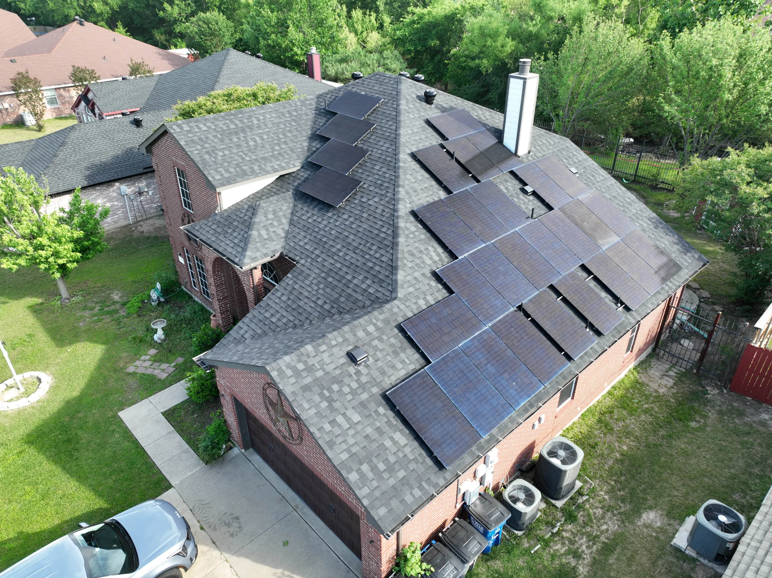 dji_fly_20250513_174734_827_1747176722384_photo-min